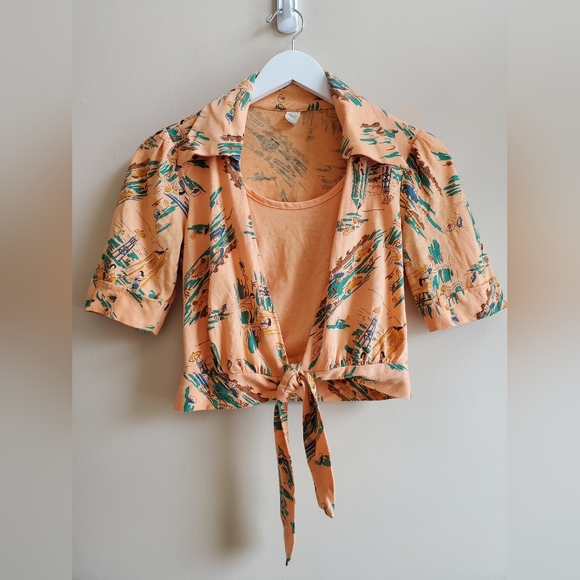 Vintage tie front cropped short sleeved shirt - Picture 2 of 5